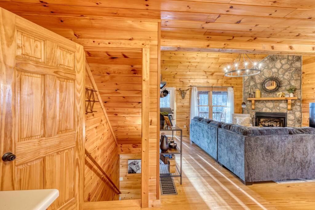 Mtn Cabin Sleeps 10 - 5 Mins To Fishing & Camping إليجاي المظهر الخارجي الصورة