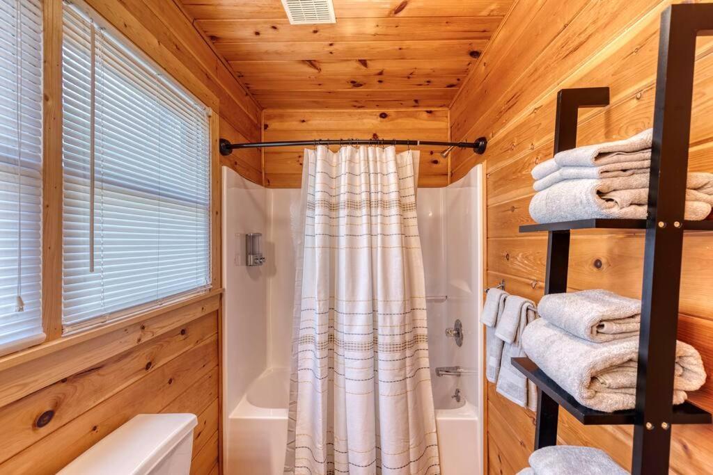 Mtn Cabin Sleeps 10 - 5 Mins To Fishing & Camping إليجاي المظهر الخارجي الصورة