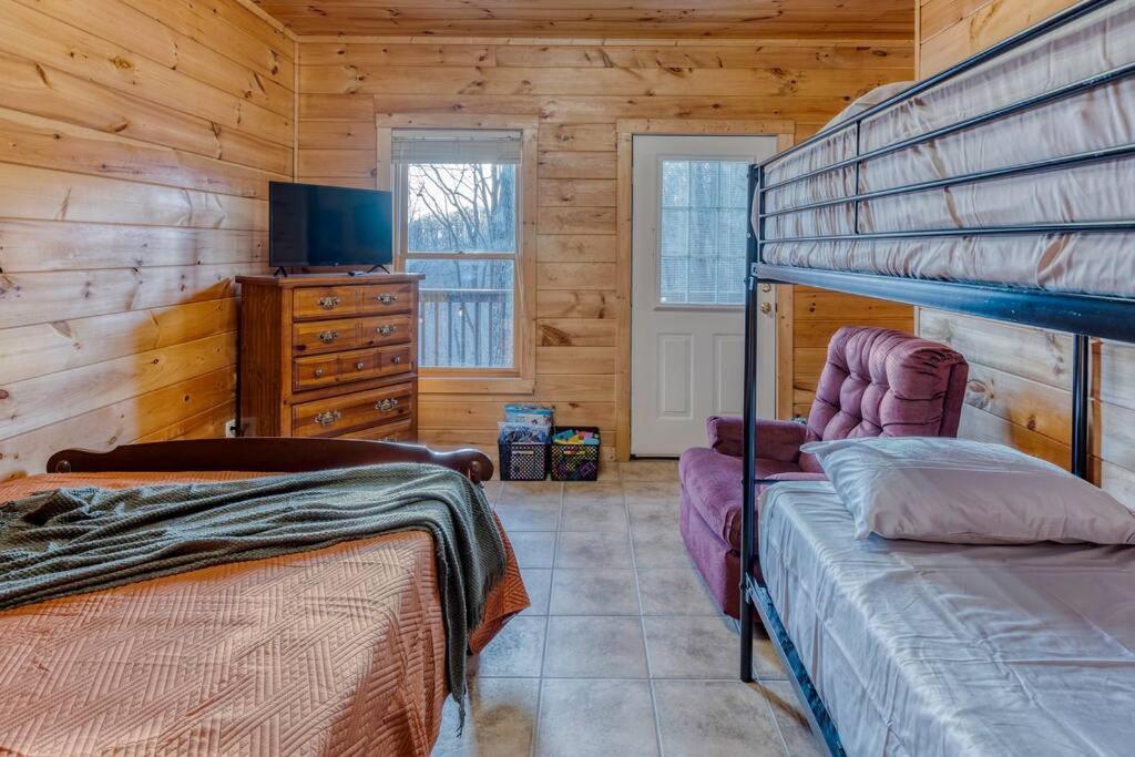 Mtn Cabin Sleeps 10 - 5 Mins To Fishing & Camping إليجاي المظهر الخارجي الصورة